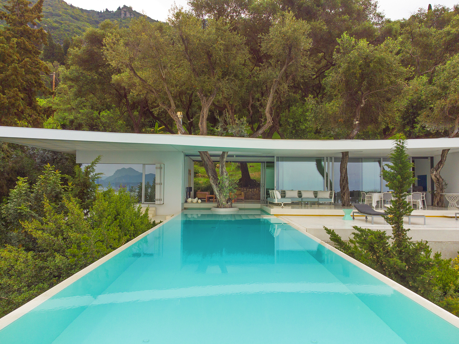 H House Pentati